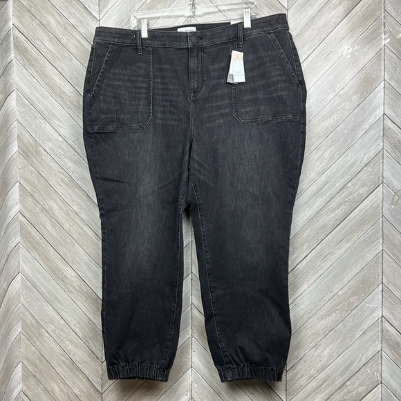 NWT Signature Fit Boyfriend Cozy Jogger Jean - Black Wash Size 20 short - Picture 4 of 16